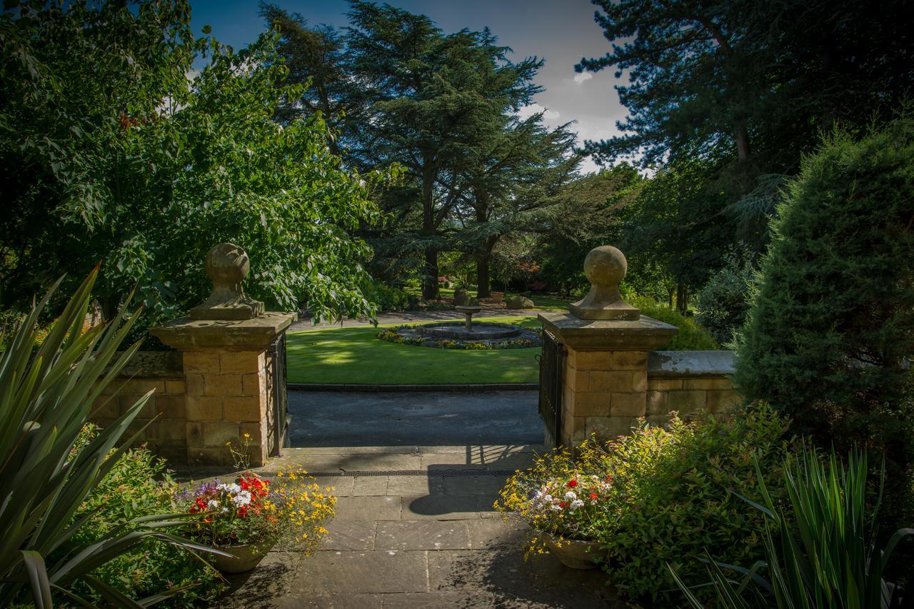 Fischers Baslow Hall - Chatsworth Extérieur photo